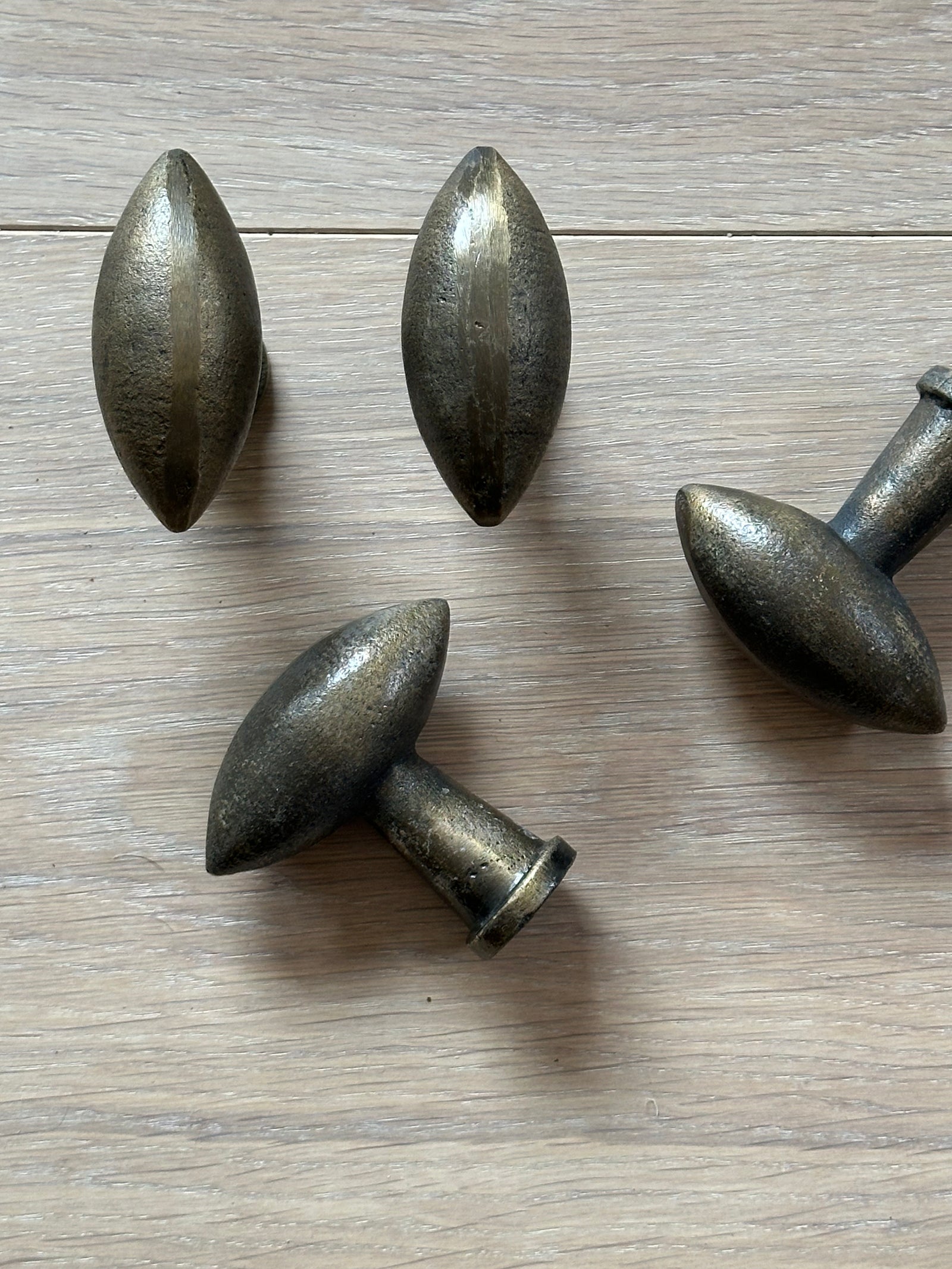 Olive Knob Bronze Large – alternate view