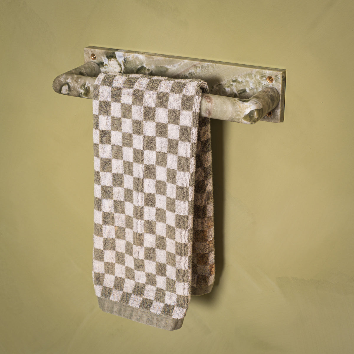 Loki Towel Bar, natural marble – alternate view