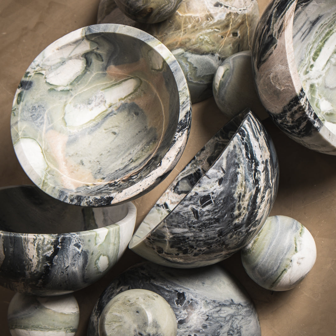 Loki Circle Bowl, natural marble – alternate view