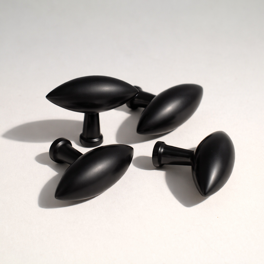 Olive Knob Large – alternate view